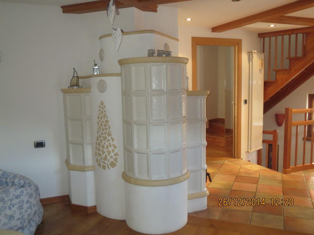 Casa Lucia Appartement Isolaccia Kamer foto
