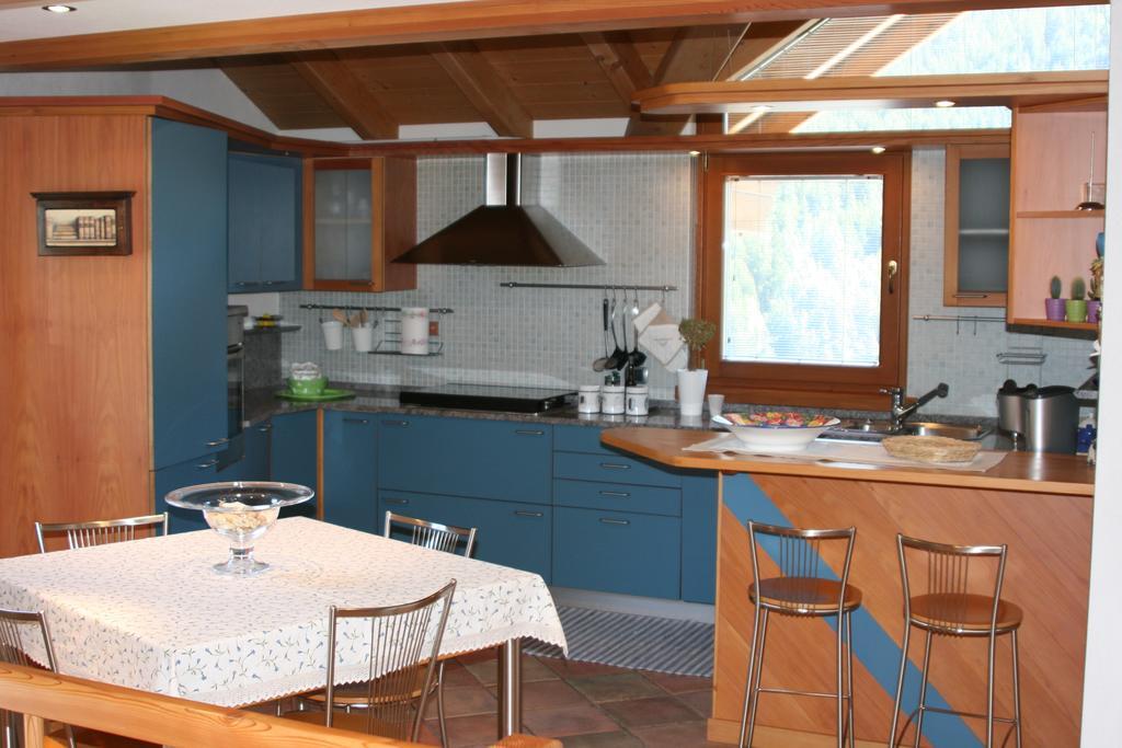 Casa Lucia Appartement Isolaccia Kamer foto